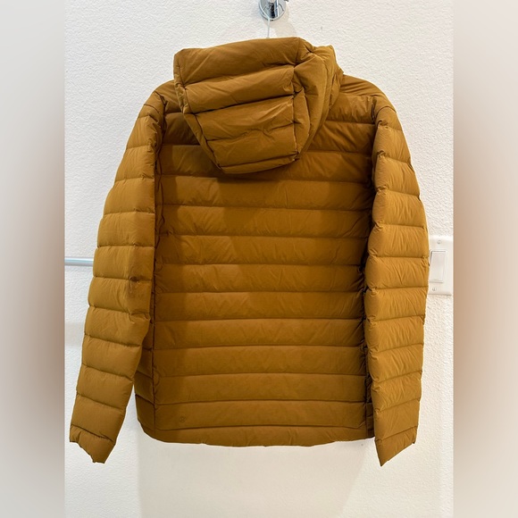 Lululemon Navigator down jacket - Picture 4 of 4